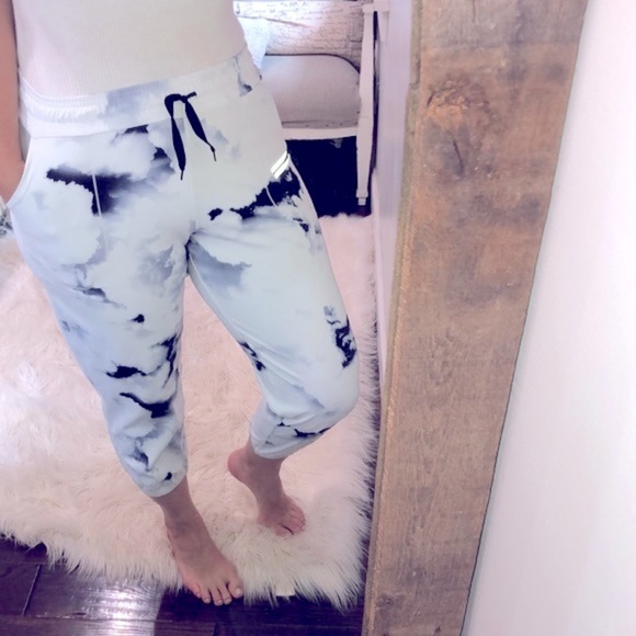 Athletic cozy jogger tie dye pants size large - Picture 2 of 7